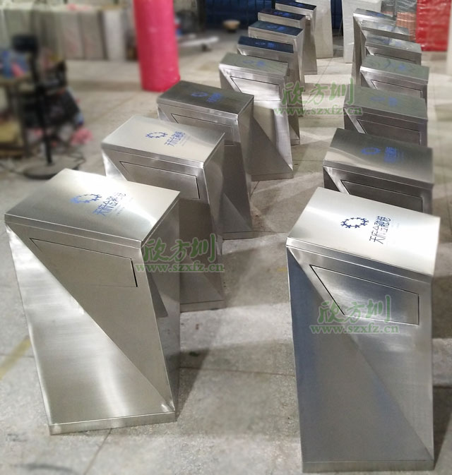 樓盤(pán)不銹鋼多面造型垃圾桶批量生產(chǎn)圖