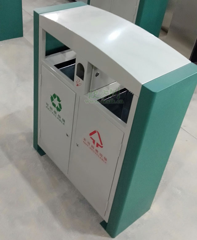 戶外鋼板垃圾桶廠家直銷(xiāo)湖北宜昌景區(qū)